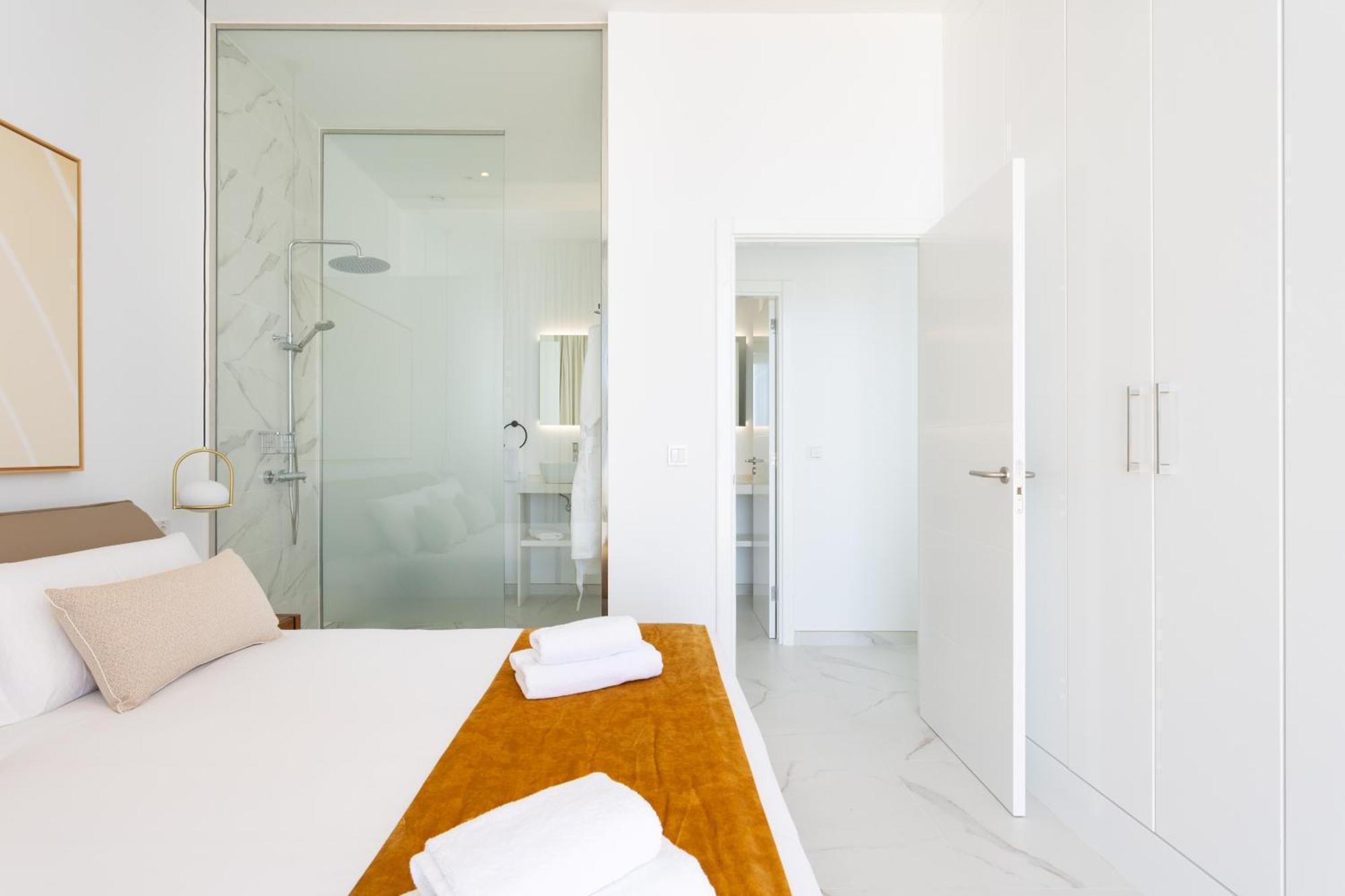 Crystal I Luxury Apartments By Enjoyahome Acantilado de los Gigantes Eksteriør bilde
